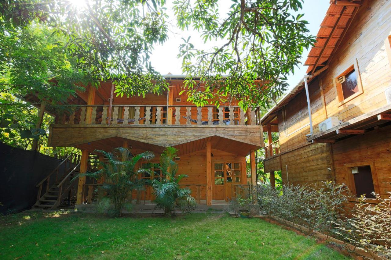 Brushwood Villa- Cottages And Bar Palolem Exterior photo